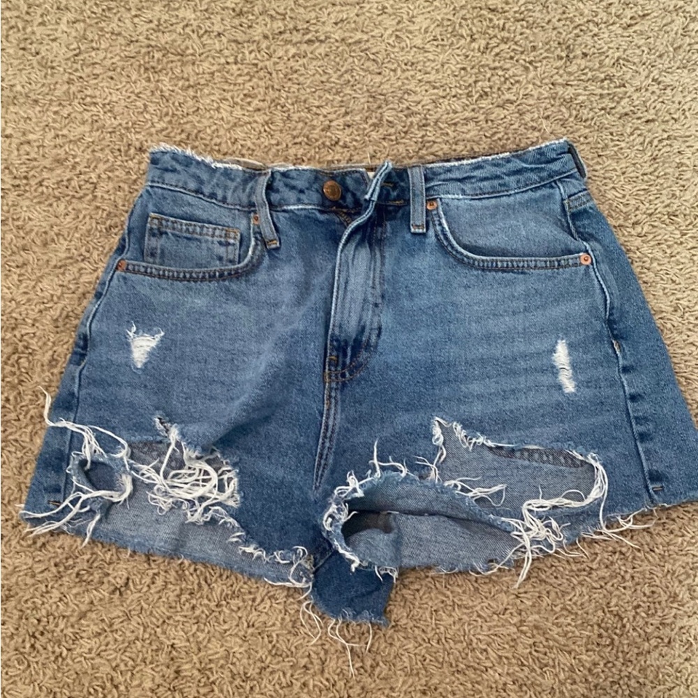 Distress Jean shorts